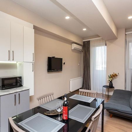 Saburtalo Apartment 第比利斯 外观 照片