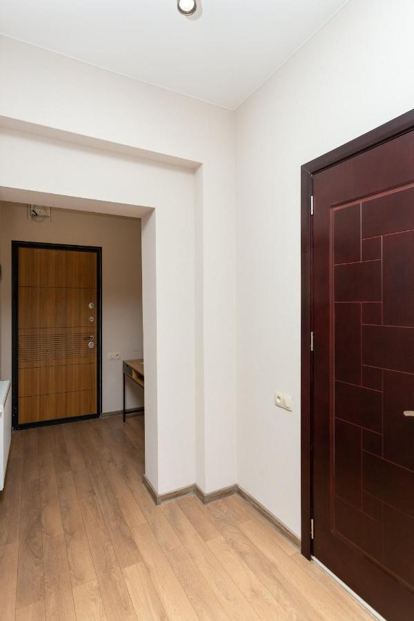 Saburtalo Apartment 第比利斯 外观 照片